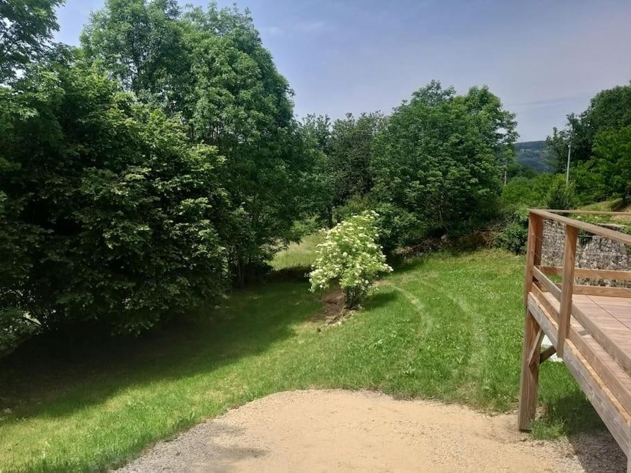 Gite Confortable A La Campagne Bort-les-Orgues Exterior foto